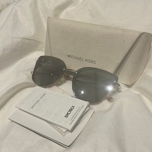 SANIBEL MK 2068
Rose Gold/silver